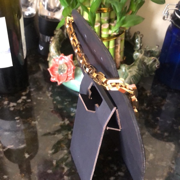 💫 Gold Chain Link Necklace - Picture 10 of 11